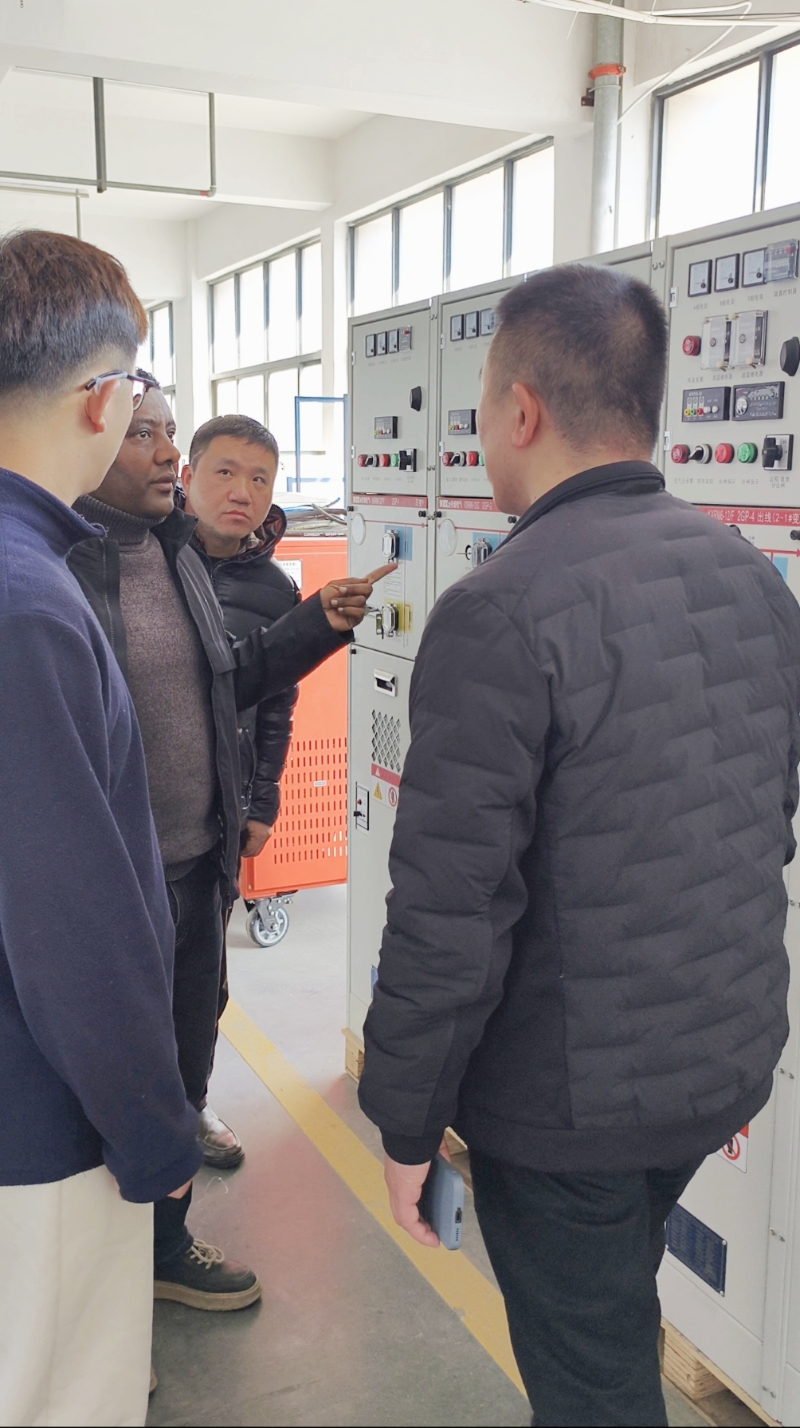 20 செட் துணை மின்நிலைய திட்டத்திற்காக EEU நிபுணர்கள் Kexun ஐ பார்வையிட்டனர்